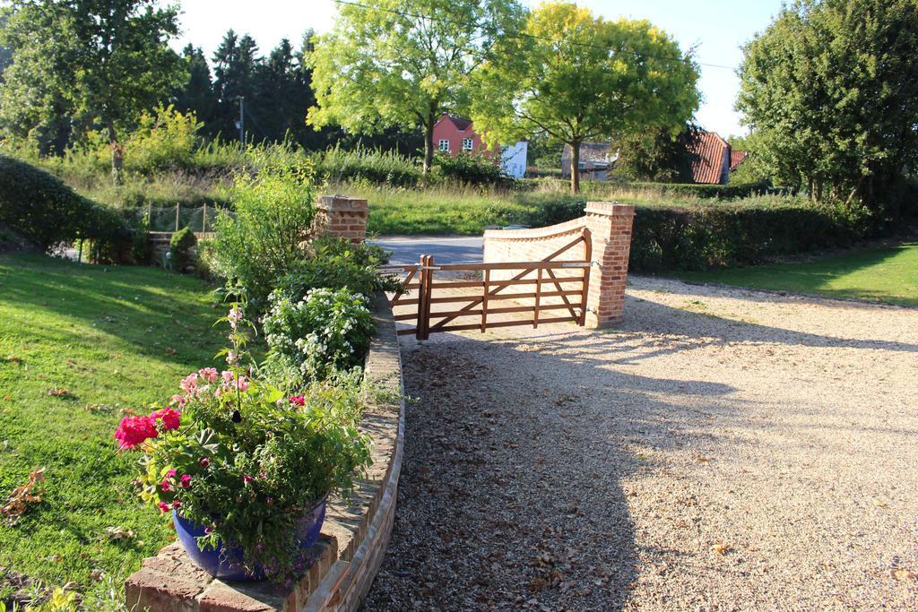Ferienwohnung Oakwrights Terling Exterior foto